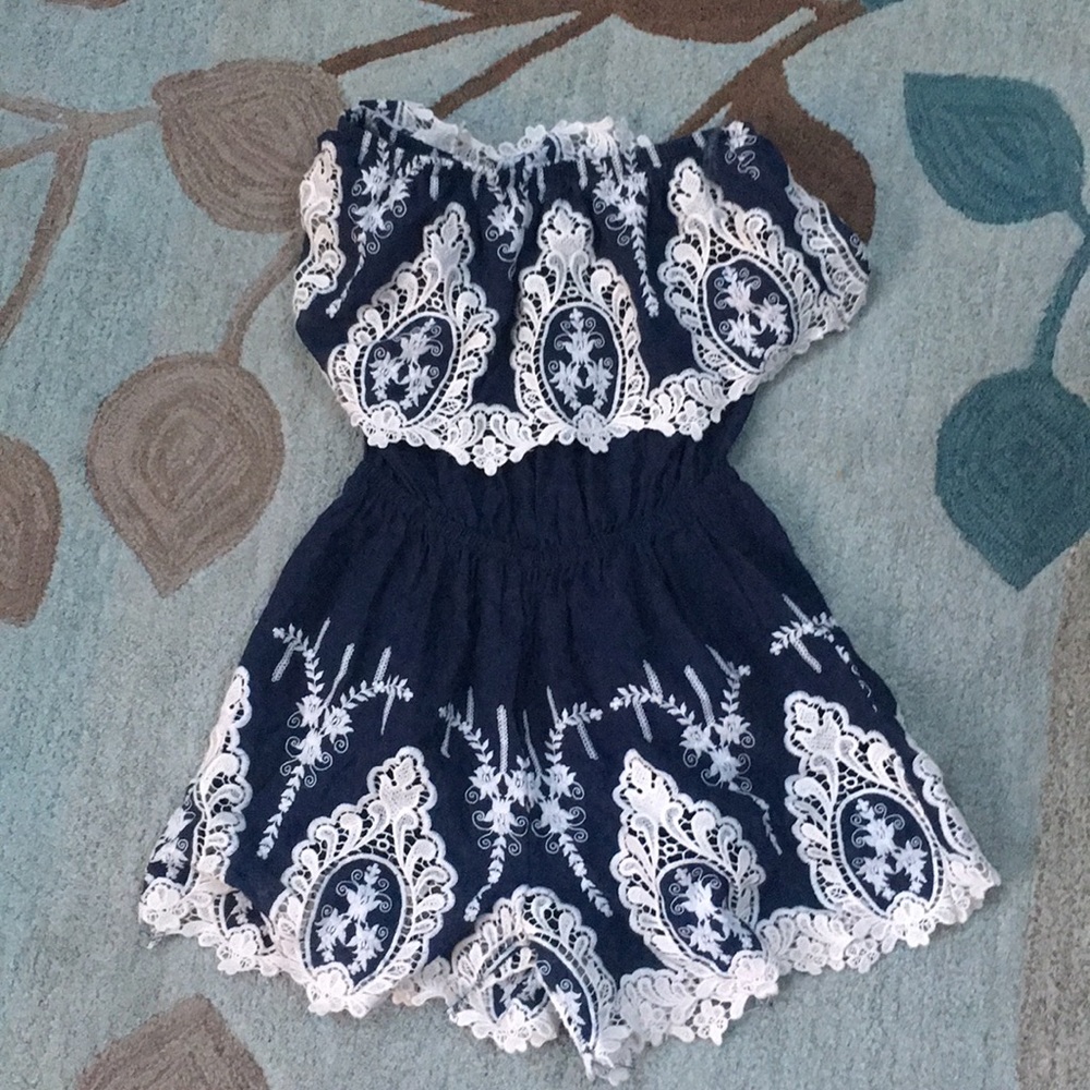 Strapless romper